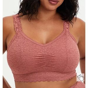 Torrid Bralette 4 way stretch